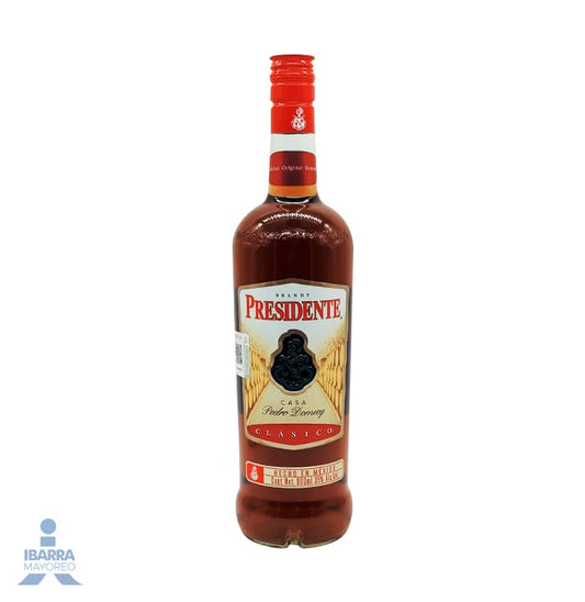 Brandy Domecq Presidente Clásico 900 ml